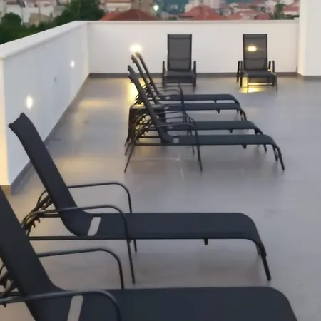 Apartament Pine 2 In The Center