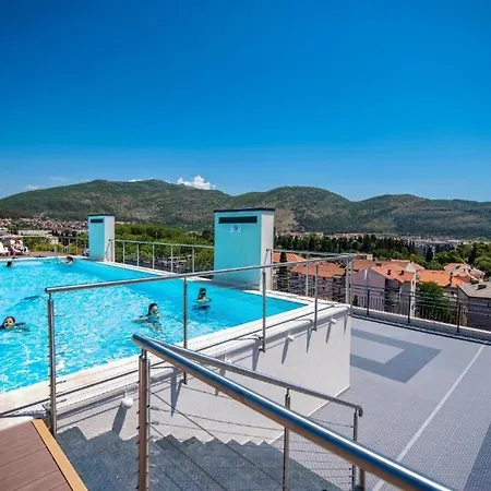 Pine 2 In The Center * Trebinje