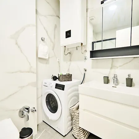 Pine 2 In The Center * Trebinje